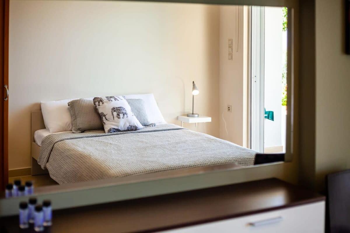 Aigli Fully Equipped Getaway - Seaview Lux Retreat Villa Kalamata Dış mekan fotoğraf