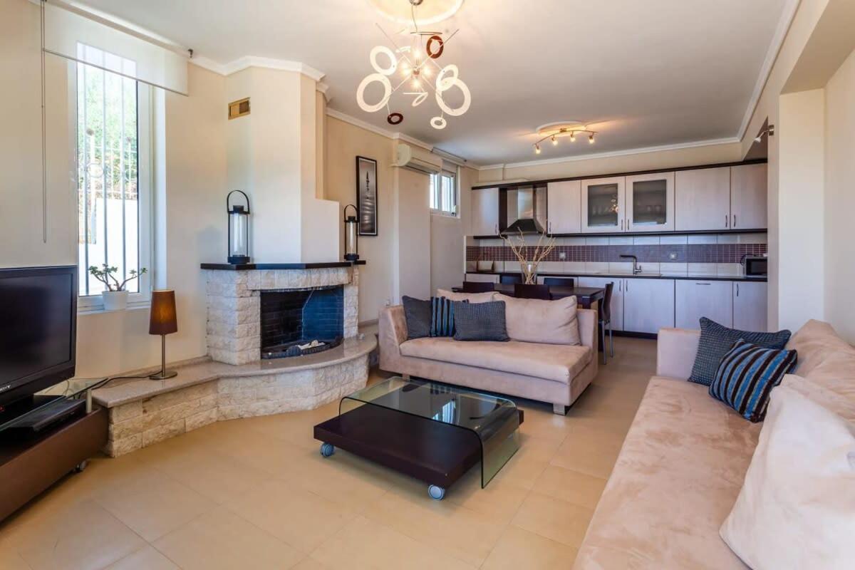 Aigli Fully Equipped Getaway - Seaview Lux Retreat Villa Kalamata Dış mekan fotoğraf